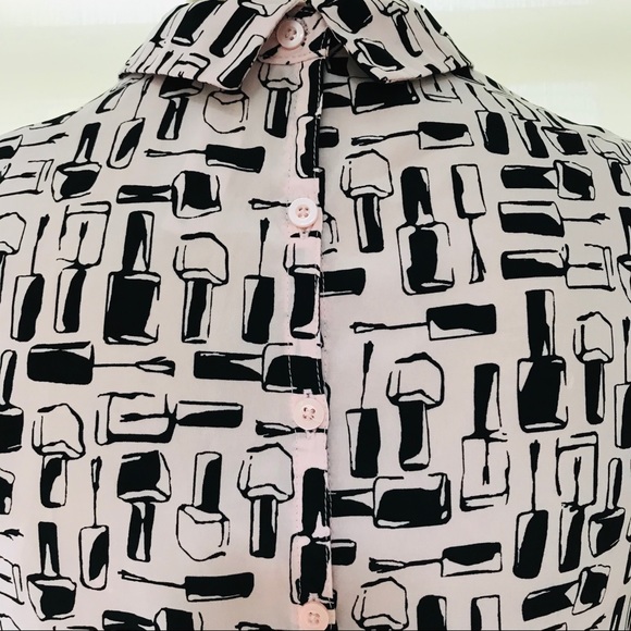 SALE! BETHANY MOTA Pretty NAIL POLISH Novelty Print BLOUSE Small - Picture 7 of 14